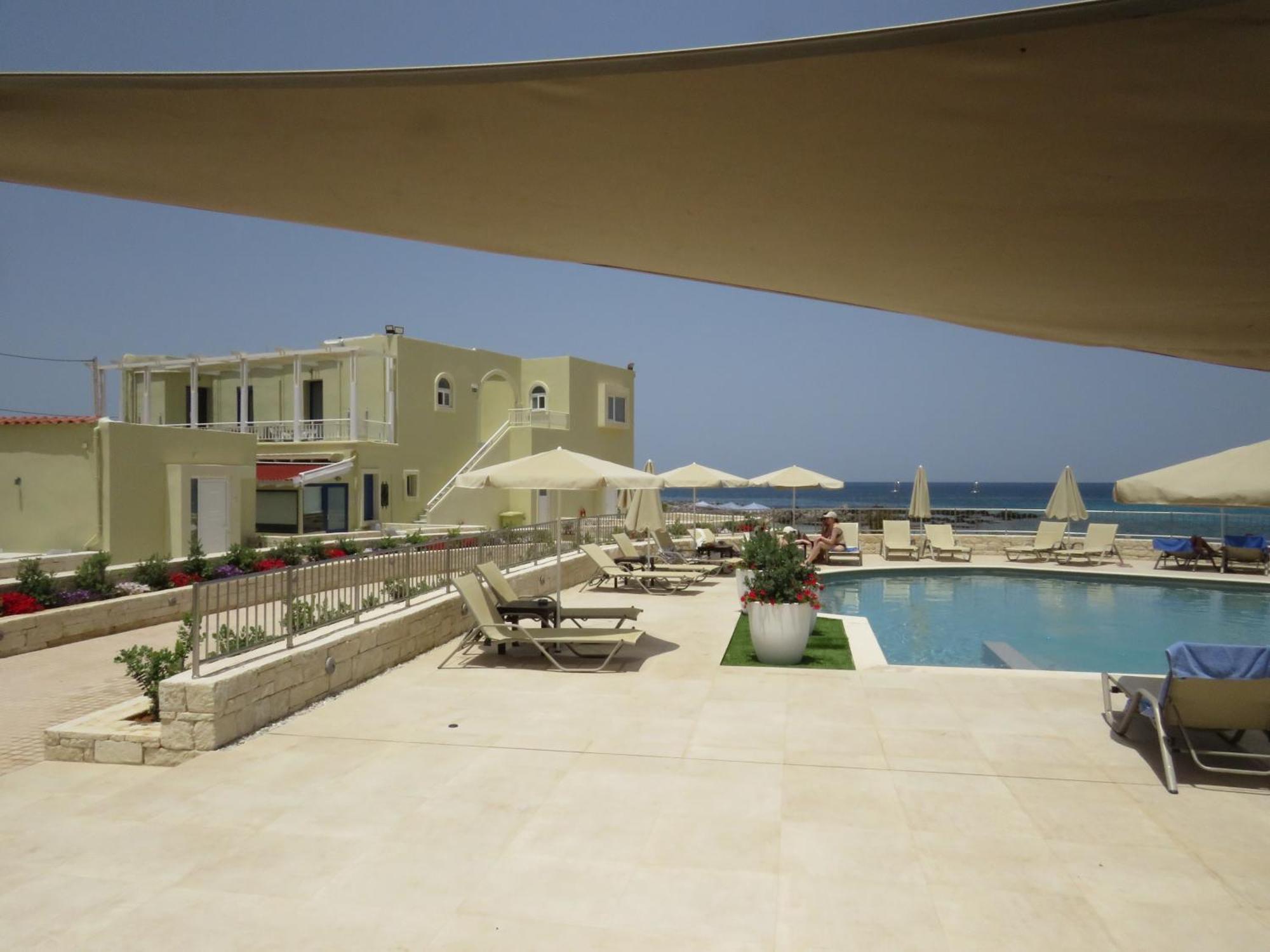 Blue Beach Villas Apartments Stavrós エクステリア 写真
