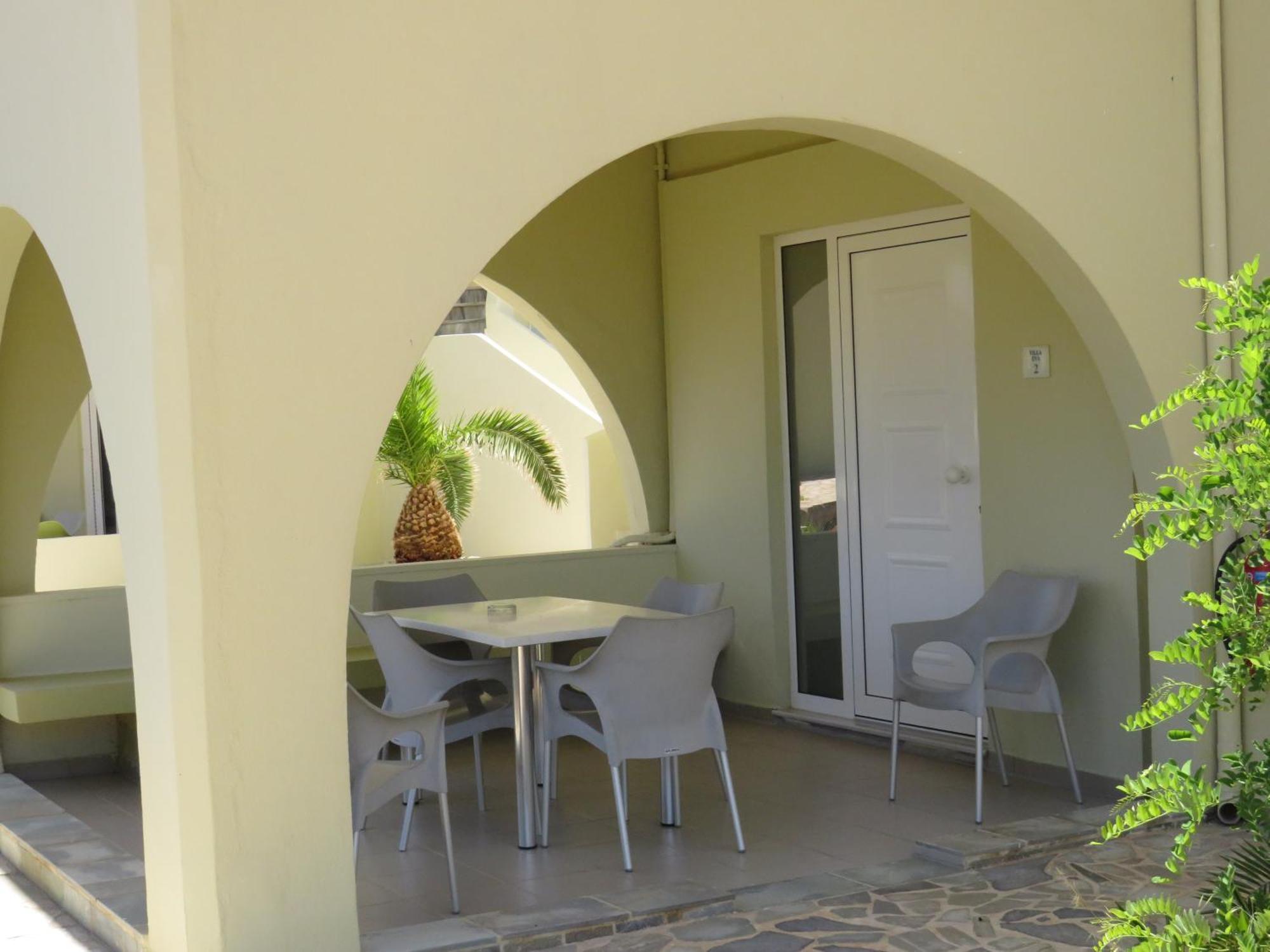 Blue Beach Villas Apartments Stavrós エクステリア 写真
