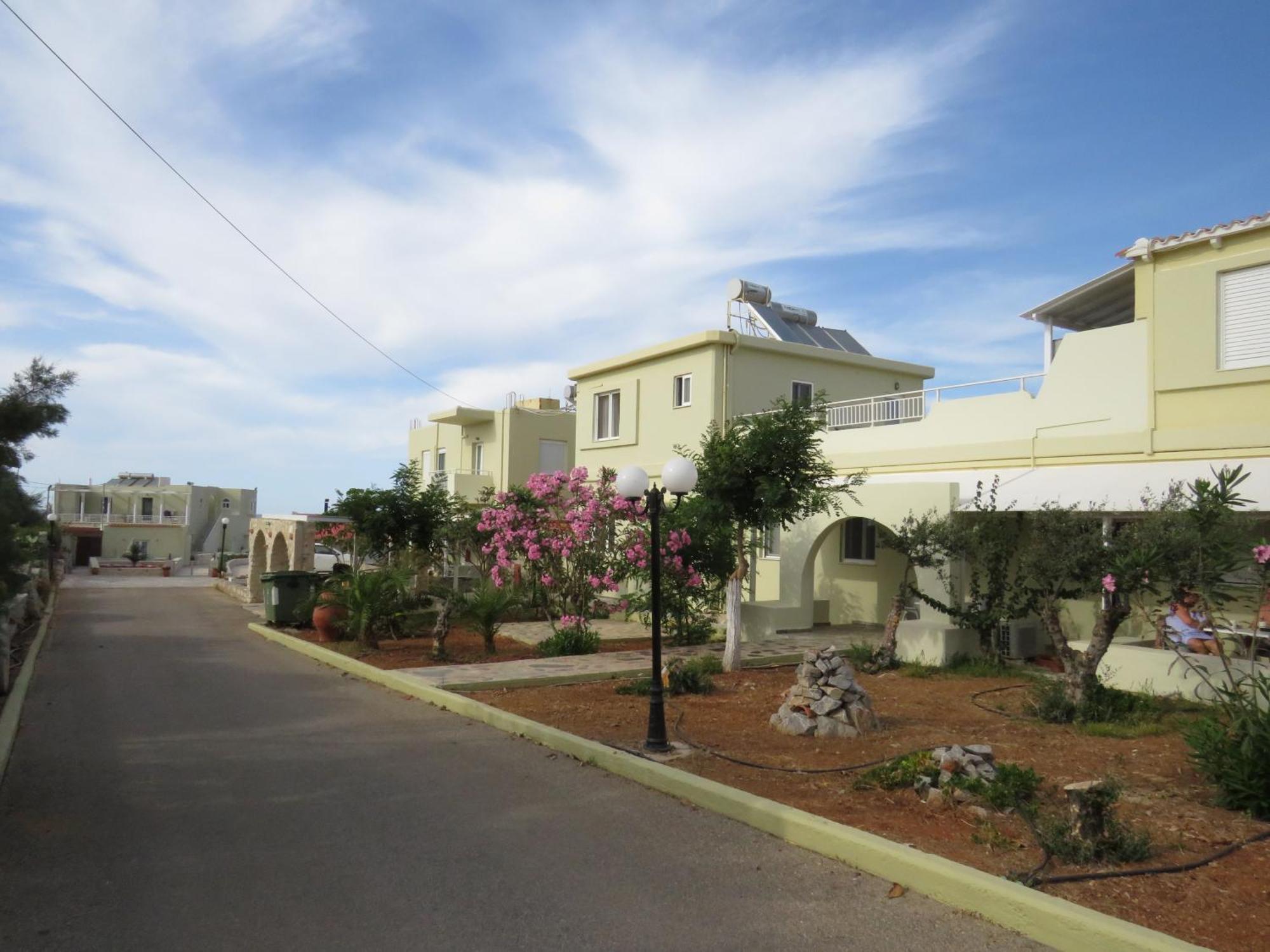 Blue Beach Villas Apartments Stavrós エクステリア 写真