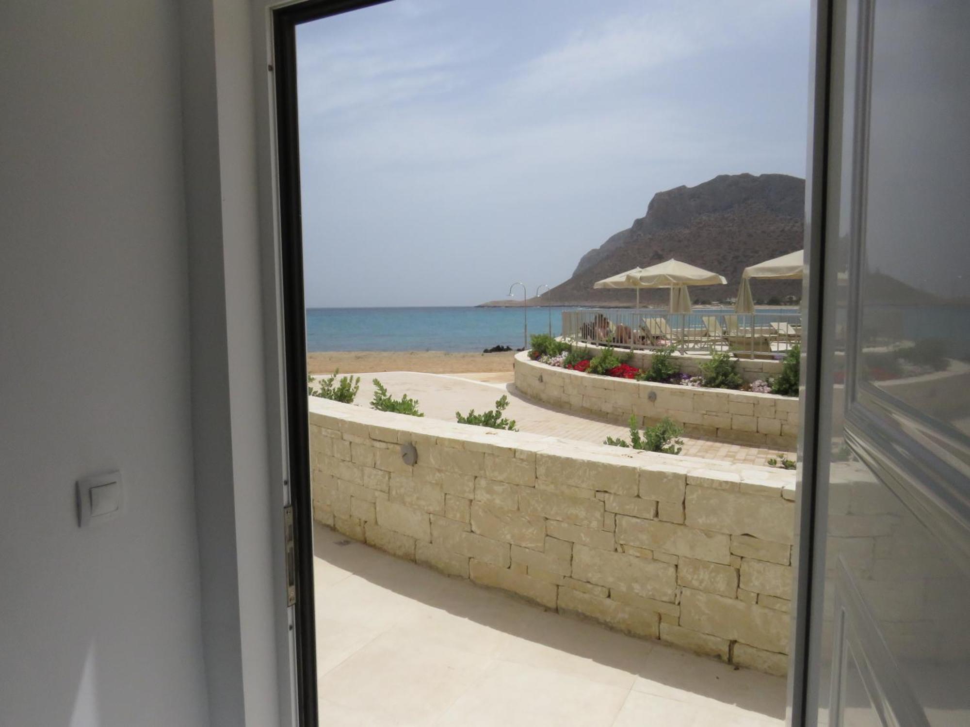 Blue Beach Villas Apartments Stavrós エクステリア 写真