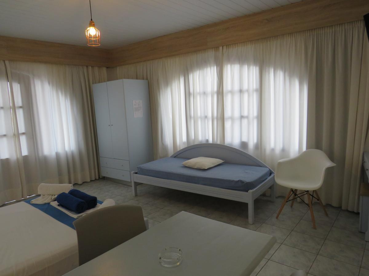 Blue Beach Villas Apartments Stavrós エクステリア 写真